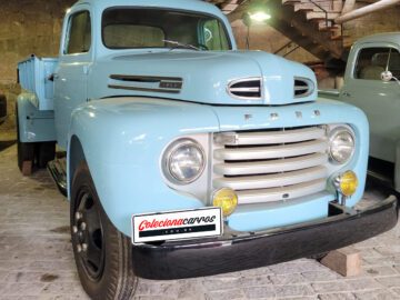 Ford v8 F5 1949 a venda